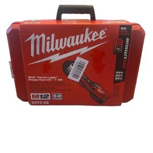 Milwaukee M12 12-Volt Lithium-lon
Force Logic Cordless Press Tool Kit